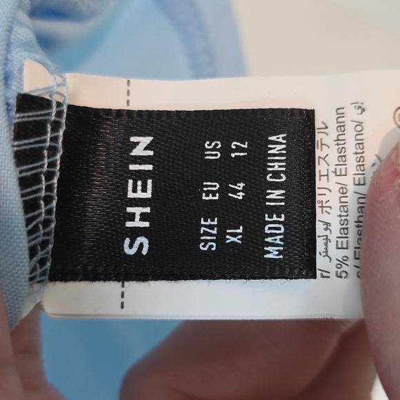 Women's Rouched Top - Picture 4 of 4